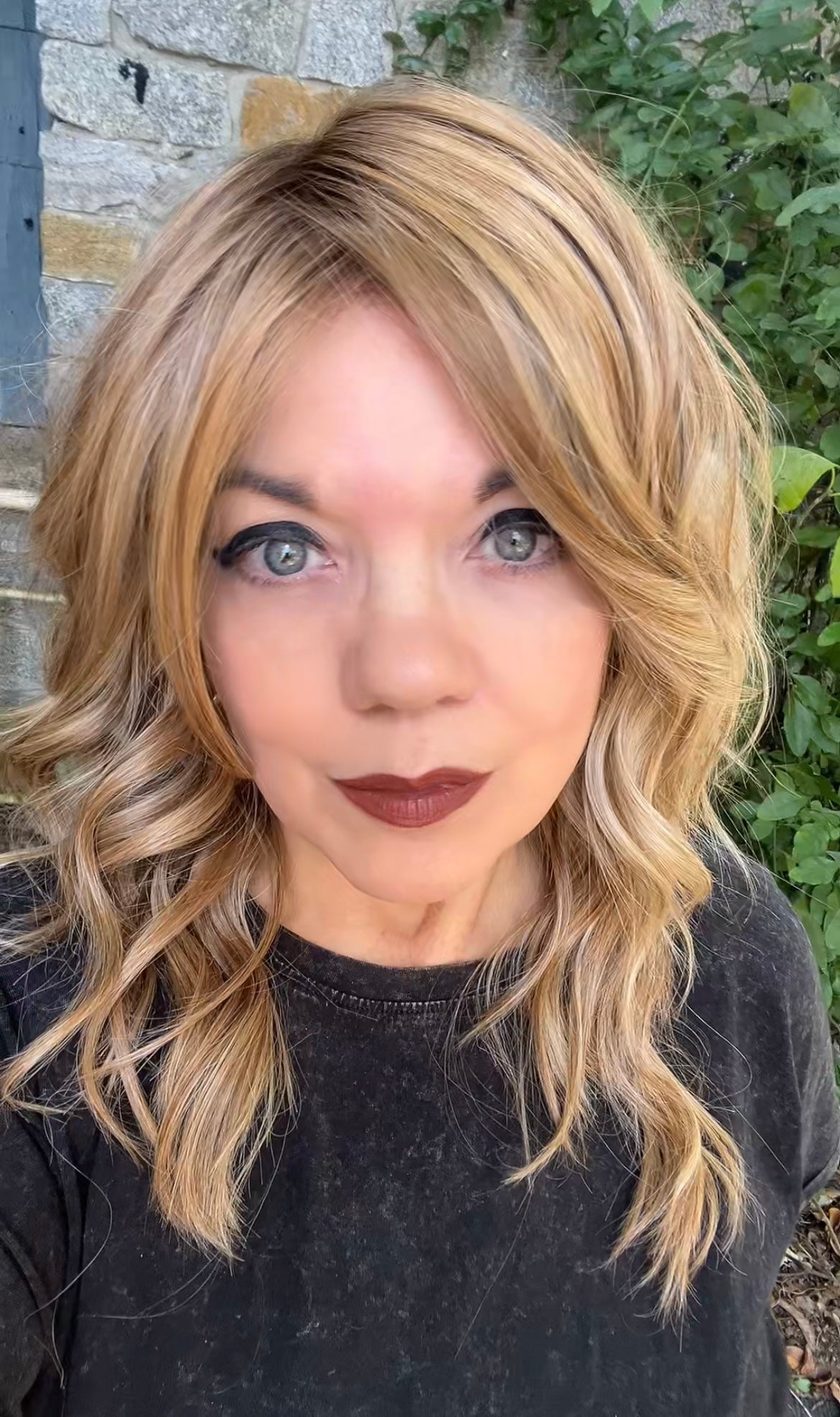 Belle Tress Kelly in Caramel Toffee Blonde-R (open box)