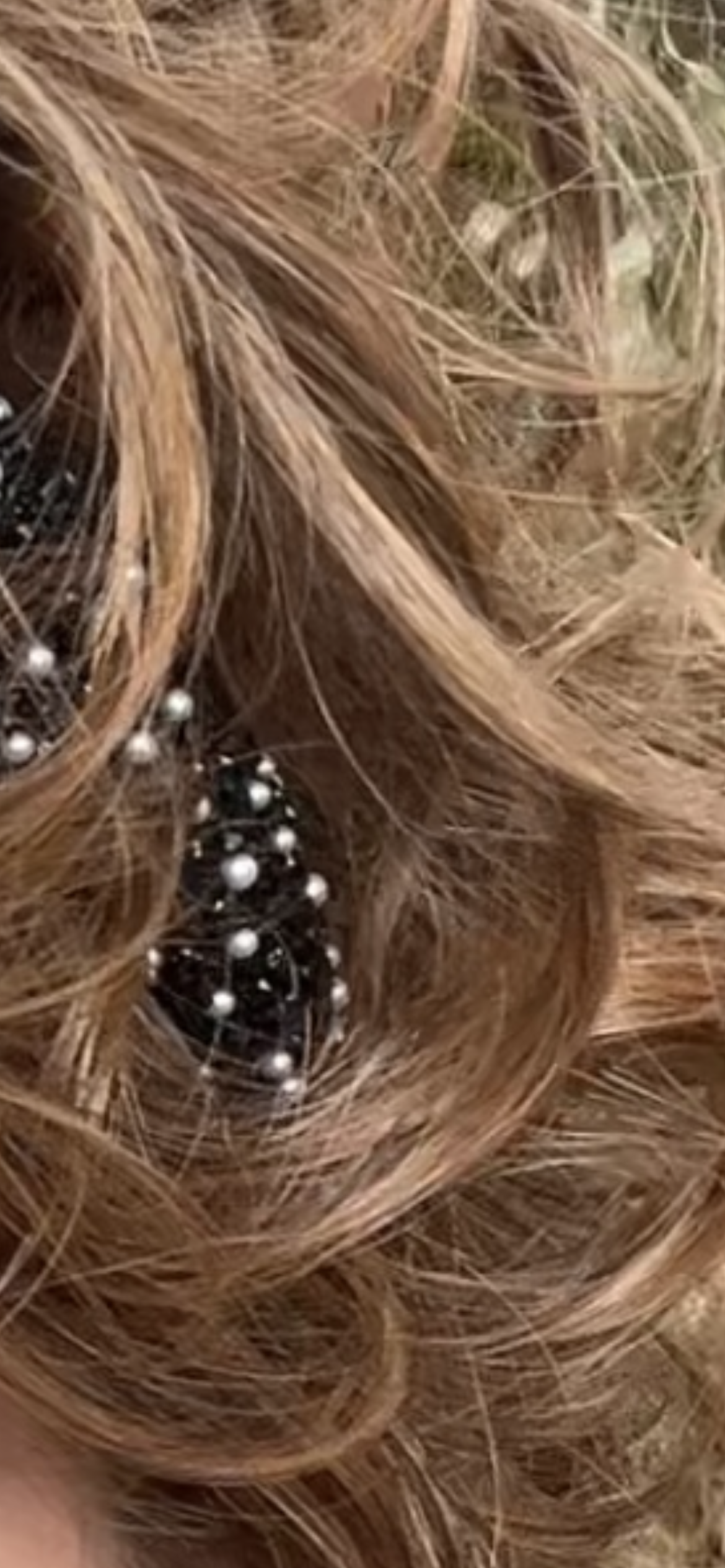 TressAllure Modern Curls in 747T Toffee Brûlée (Open Box)