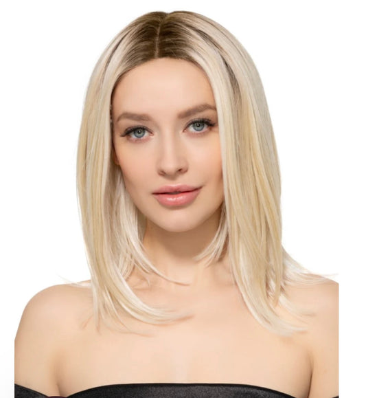 TressAllure Undercut Bob in 33/32/R4 (Spiced Merlot) (open box)