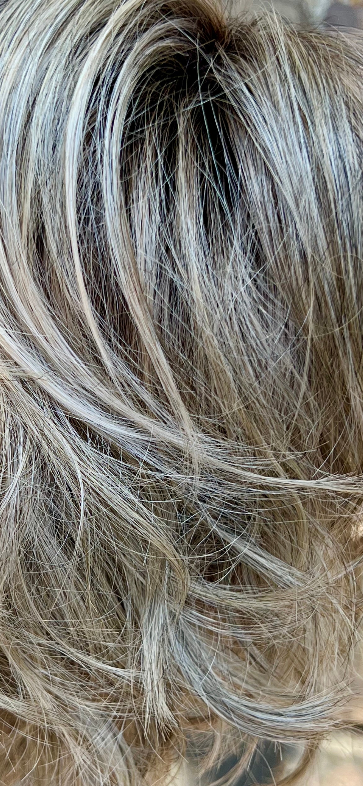 TressAllure Razor Cut Shag in Moon Dust (open box)